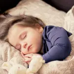 Pelli sensibili: abbigliamento per proteggere la pelle del bambino