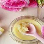 3 ricette fai da te per la cura del corpo: scrub al caffè - burro corpo - balsamo labbra