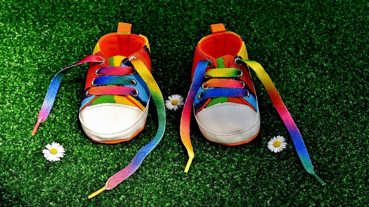 Scarpe bambini: via agli acquisti per la primavera