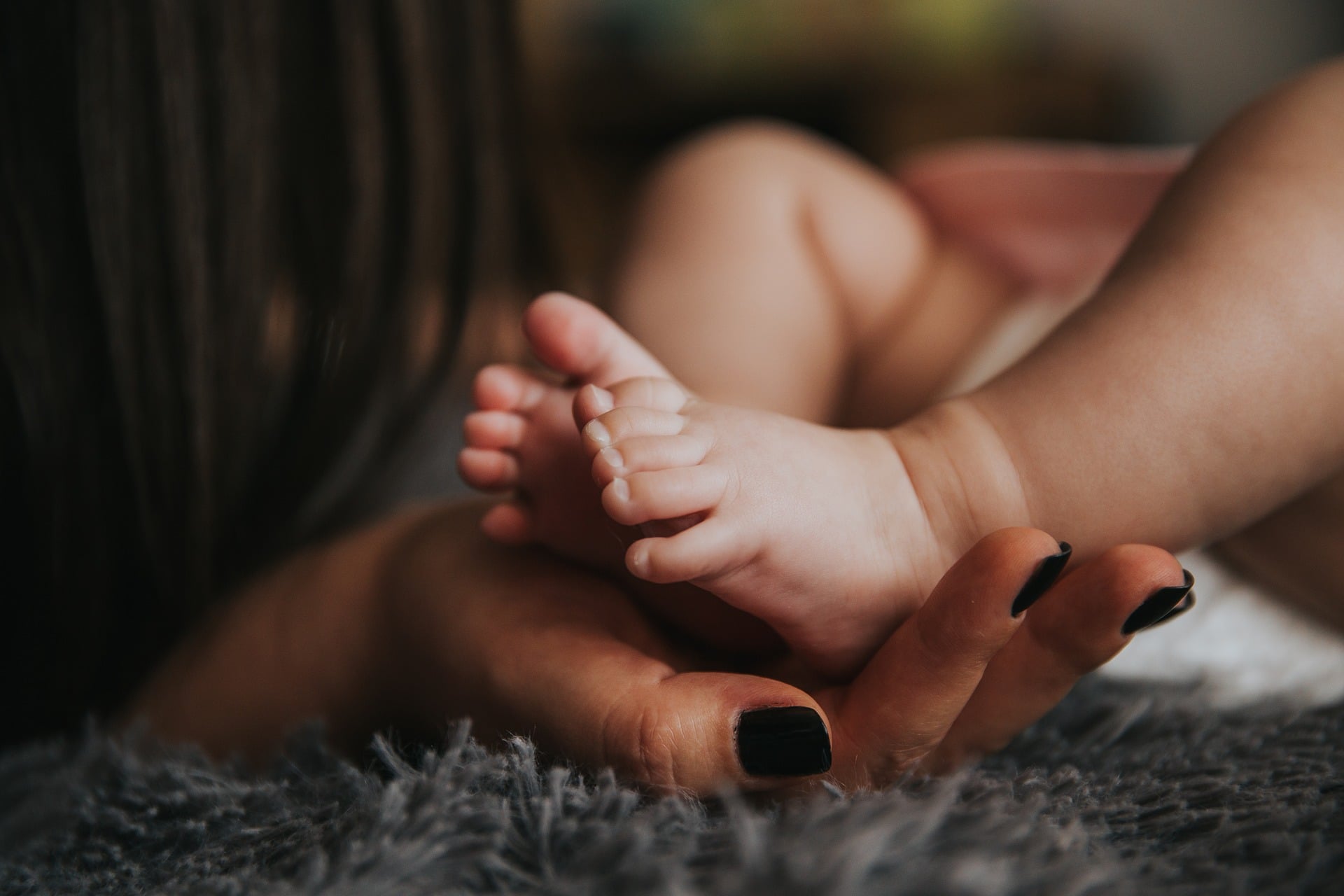 Il contatto oltre la parola: la sintonizzazione emotiva nella relazione mamma-bambino