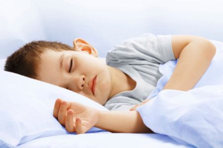 Apnee notturne bambini: come riconoscerle e cosa fare
