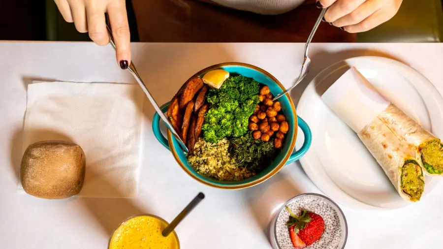 Come preparare piatti vegani bilanciati